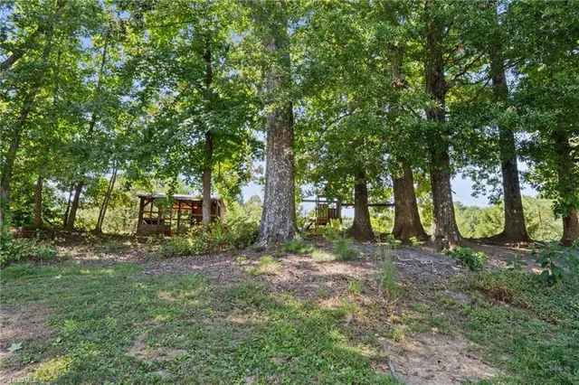 $330,000 | 6715 Cottonwood Drive, Snow Camp, NC 27349