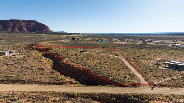 $319,000 | 1555 South Lost Drive, Kanab, UT 84741