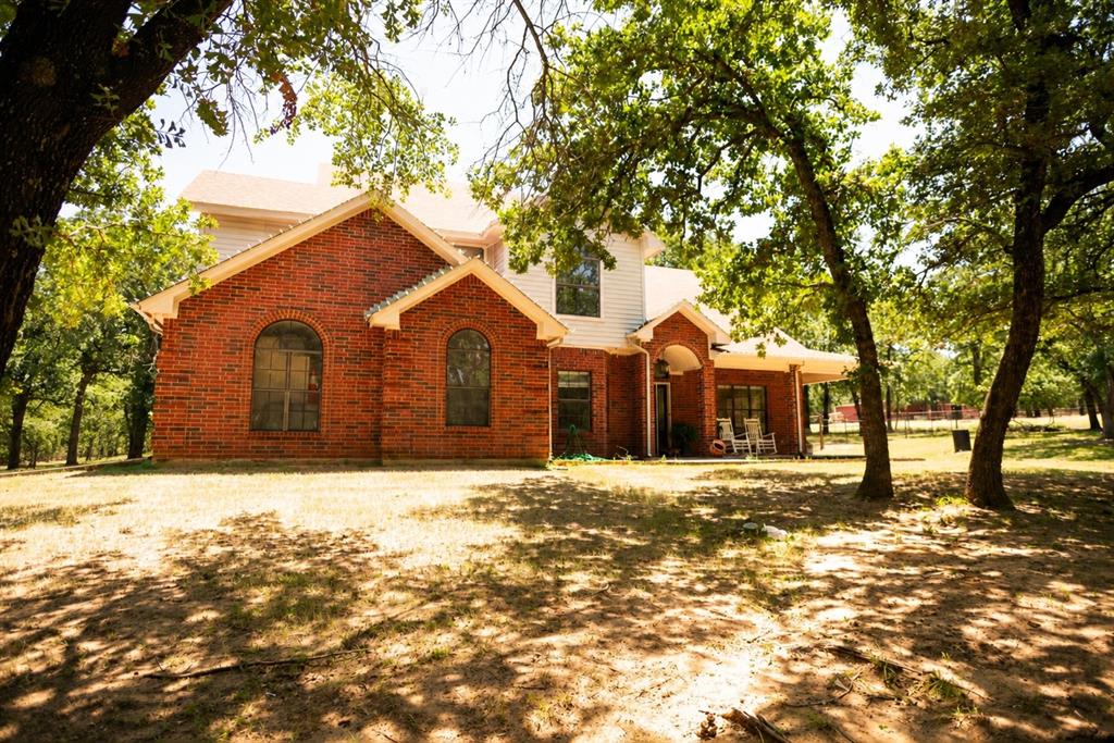 696 Indian Trail Decatur, TX 76234 - Photo 1 of 38