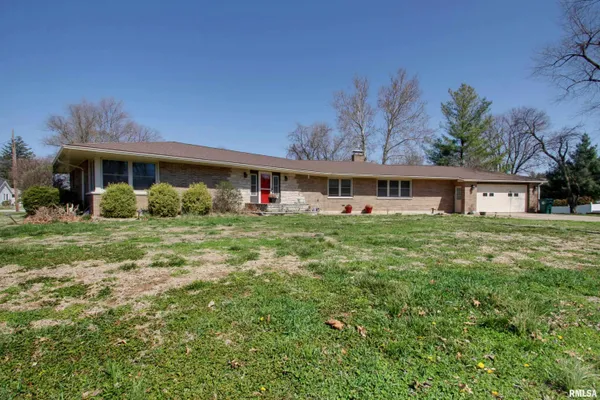 $299,900 | 2307 Payson Avenue, Quincy, IL 62301