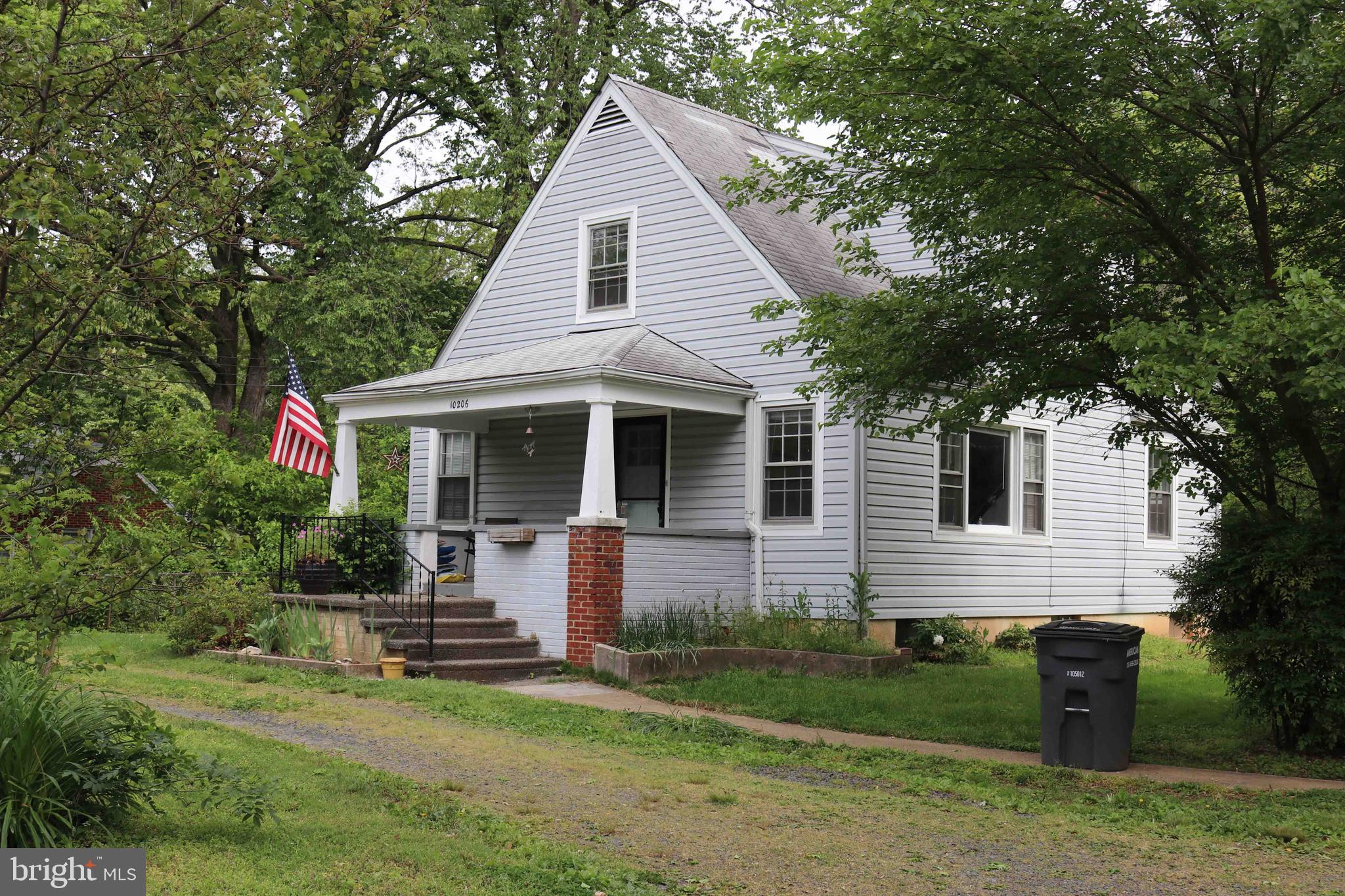 10206 Blake Lane Oakton, VA 22124 - Photo 1 of 19