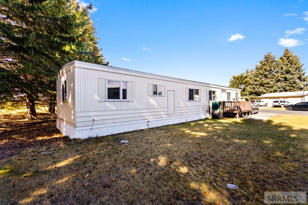 387 Airport Road, Unit 10 Rexburg, ID 83440 - Photo 6 of 27