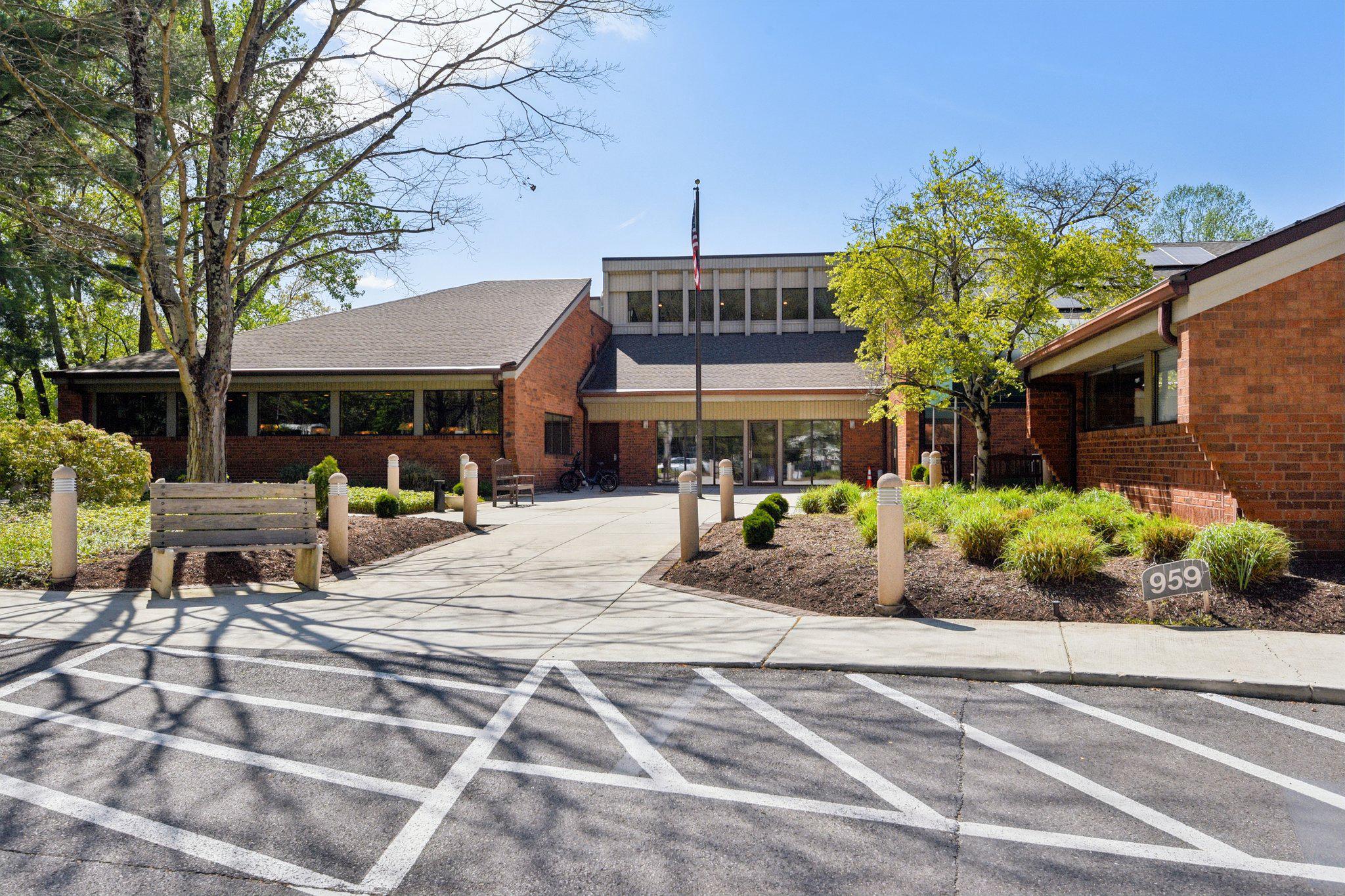 2576 Hidden Cove Road, Unit 154 Annapolis, MD 21401 - Photo 43 of 51 Optional HOA Membership Heritage Hill Club House.