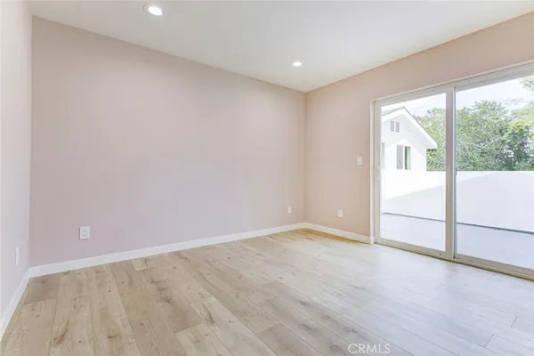 $3,700 | 7300 North Firmament Avenue, Van Nuys, CA 91406