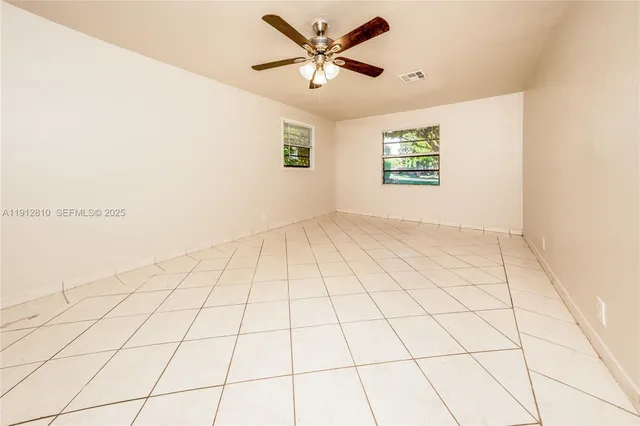 $3,085 | 586 Udell Lane, Delray Beach, FL 33445
