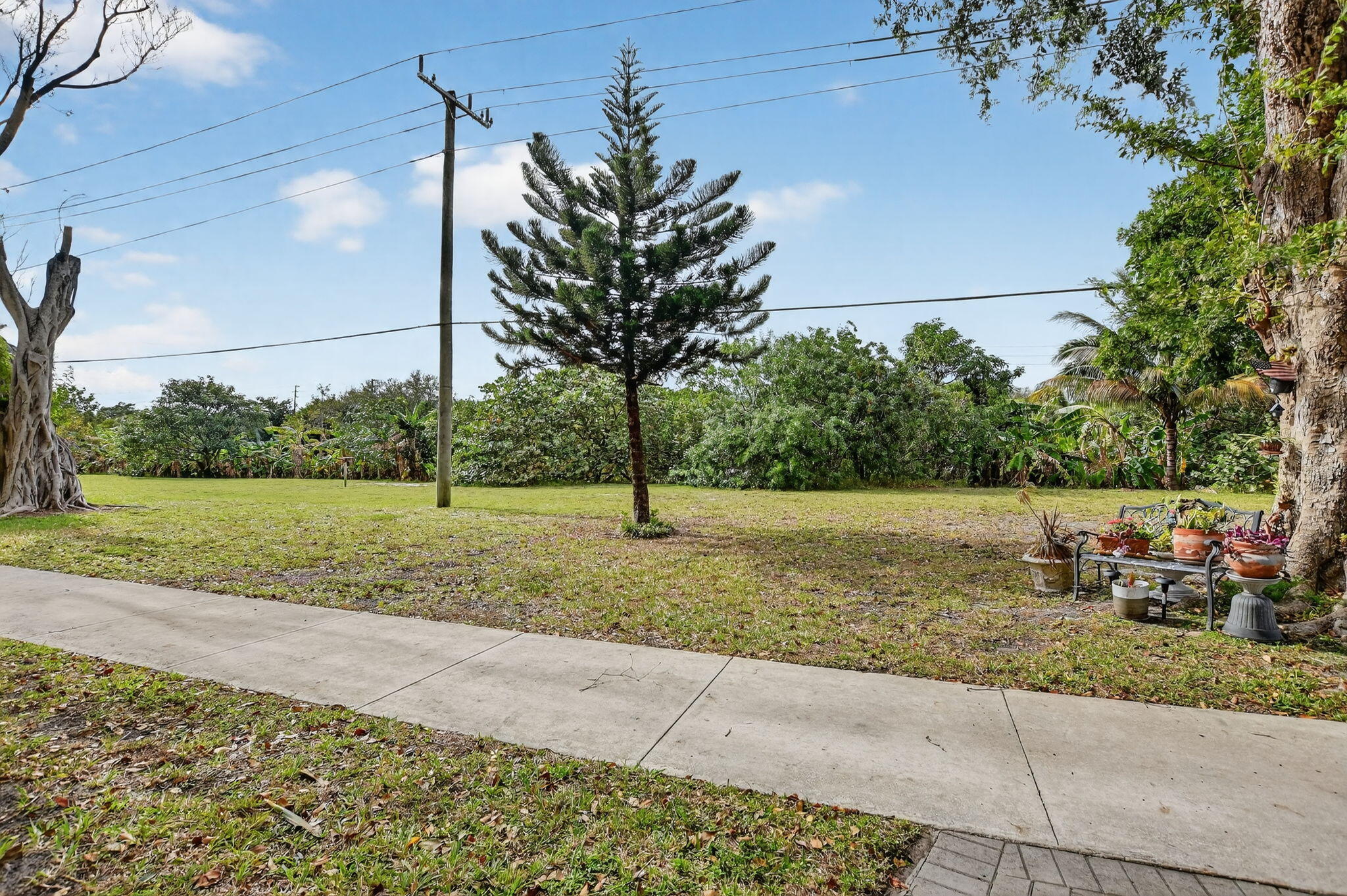 450 Northwest 20th Street, Unit 1140 Boca Raton, FL 33431 - Photo 25 of 29 a view of outdoor space
