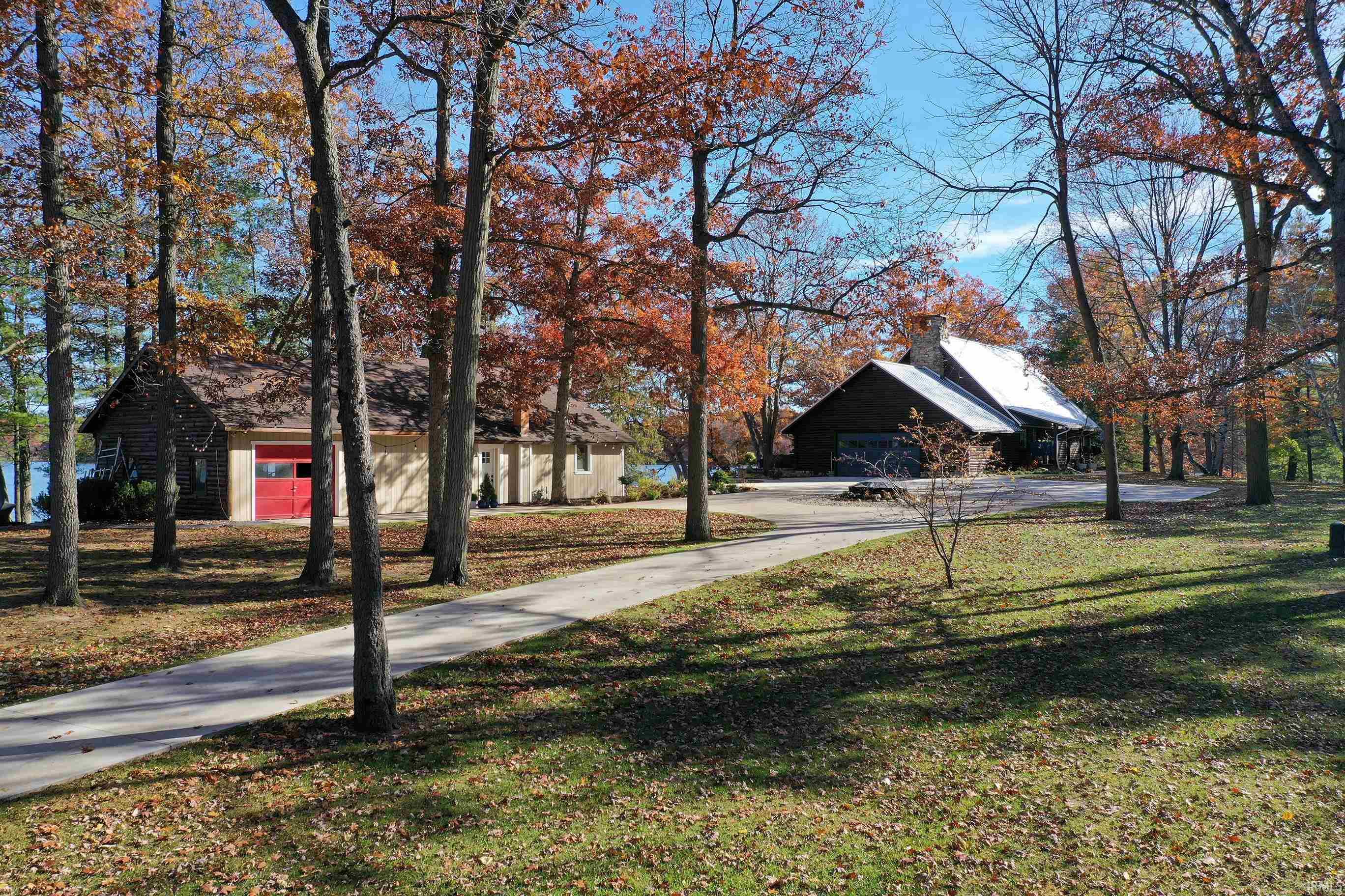 1720 North Shore Drive Rome City, IN 46755 - Photo 2 of 36