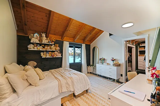 $1,850,000 | 1720 North Shore Drive, Rome City, IN 46755