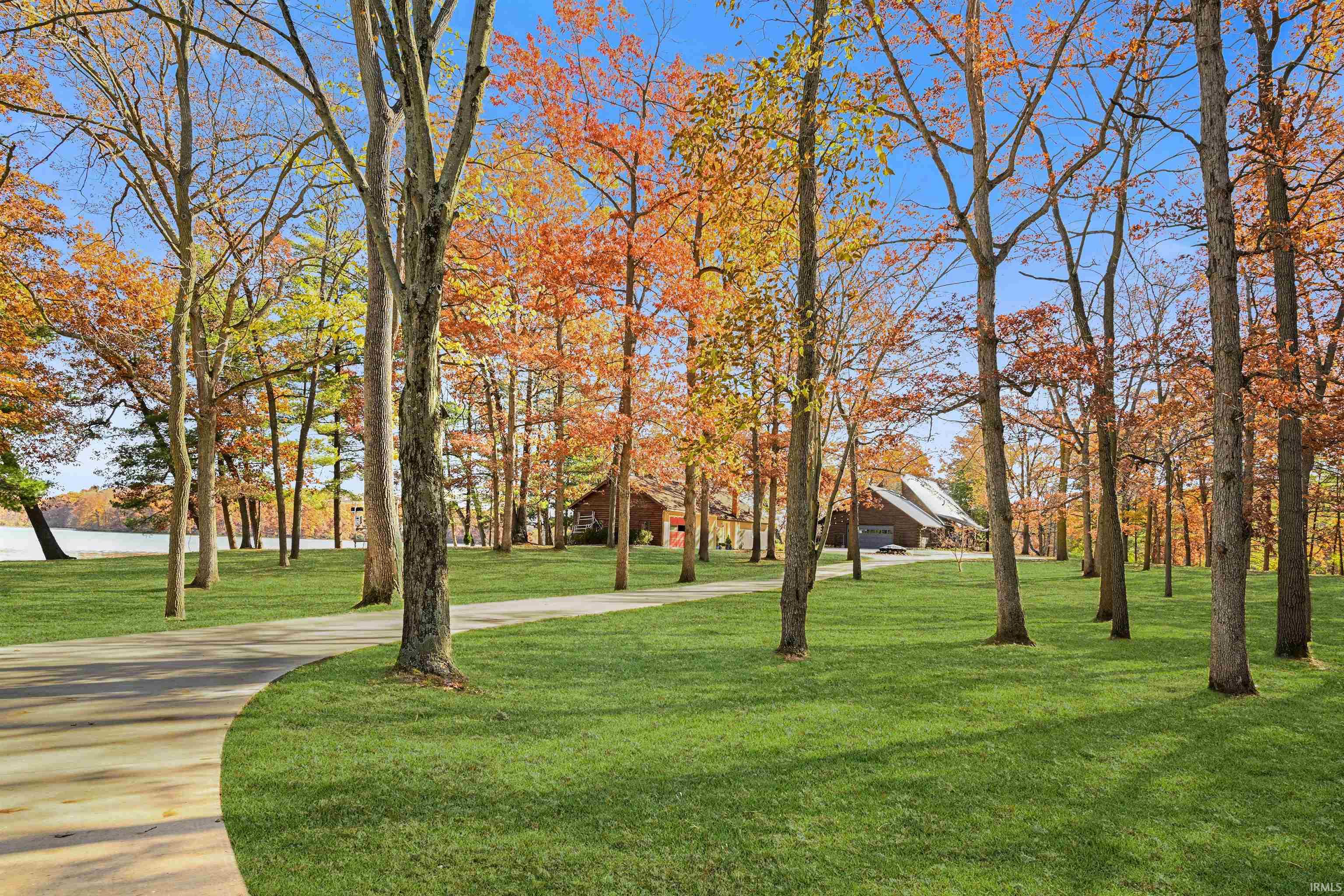 1720 North Shore Drive Rome City, IN 46755 - Photo 3 of 36