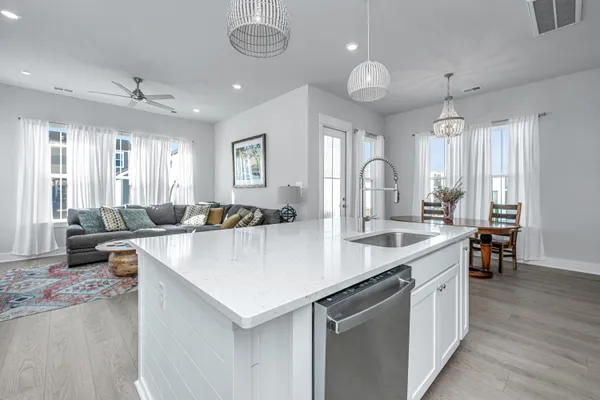 $480,000 | 225 Witherspoon Street, Summerville, SC 29486