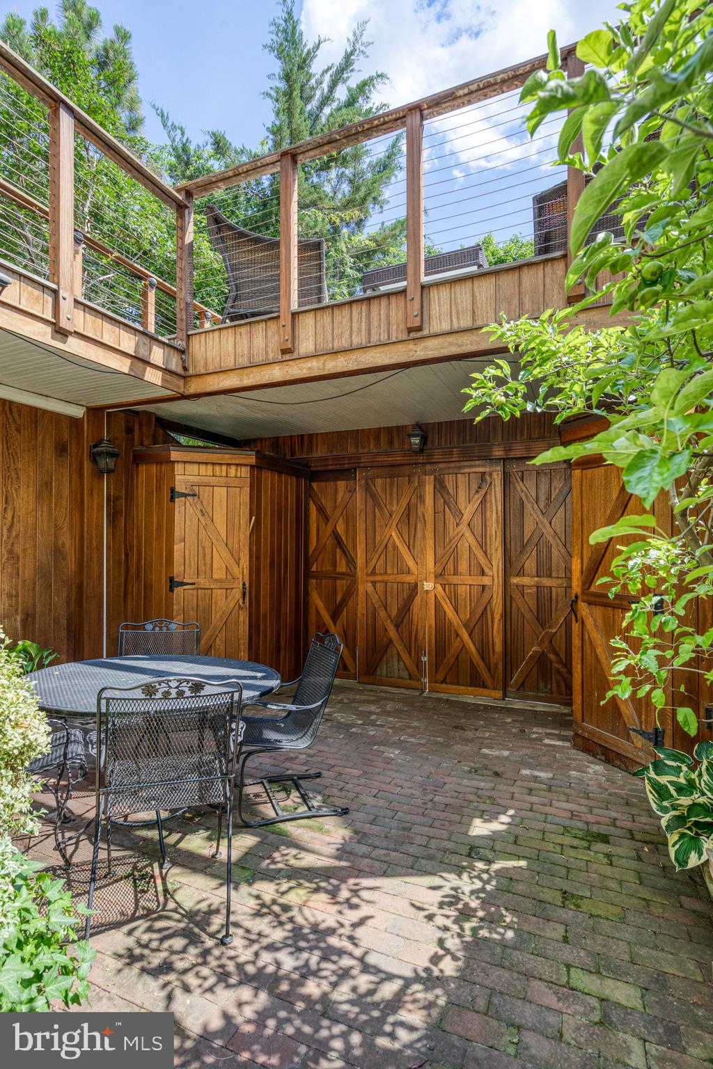 2216 Rittenhouse Square Philadelphia, PA 19103 - Photo 14 of 40