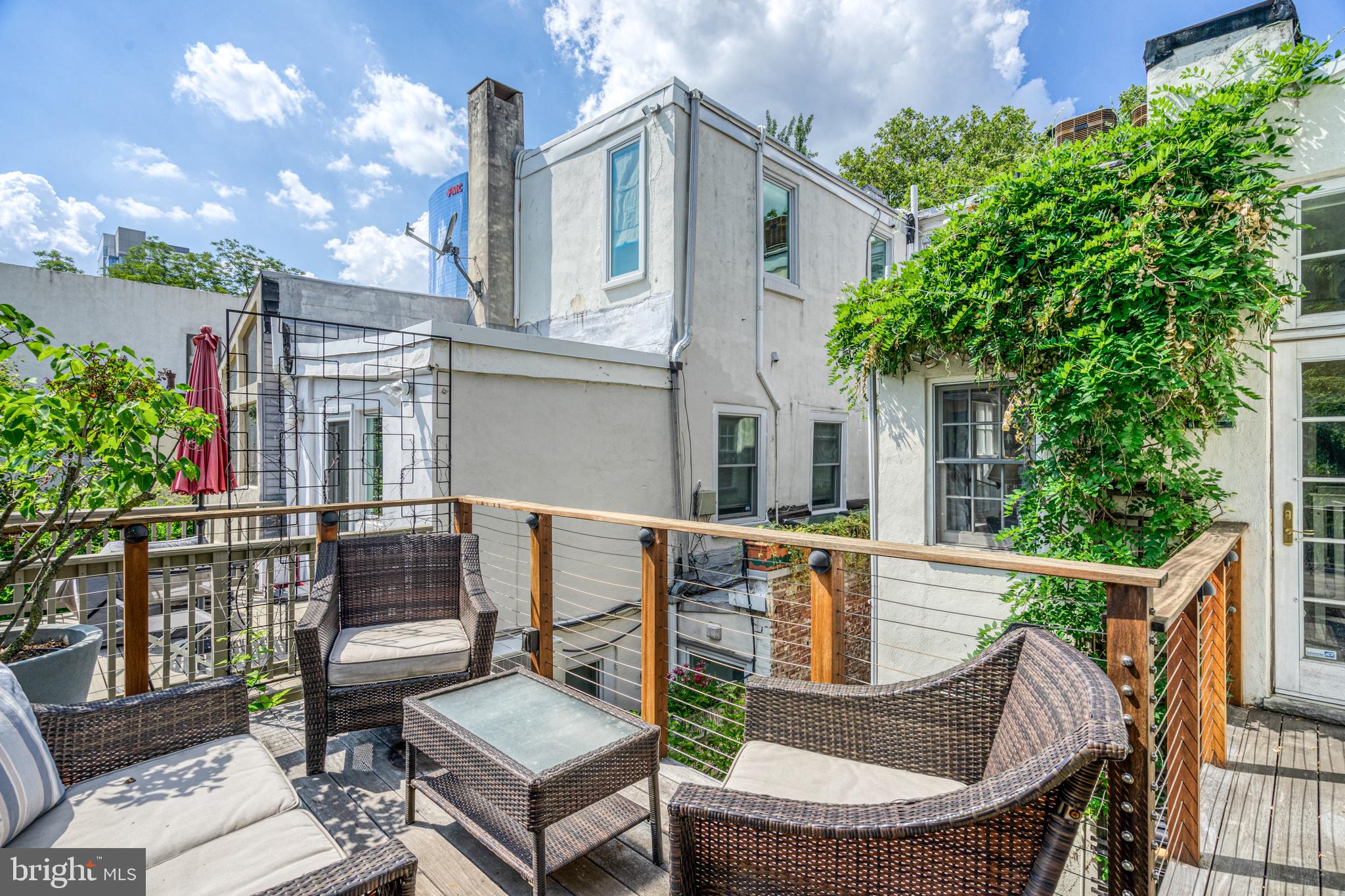 2216 Rittenhouse Square Philadelphia, PA 19103 - Photo 29 of 40