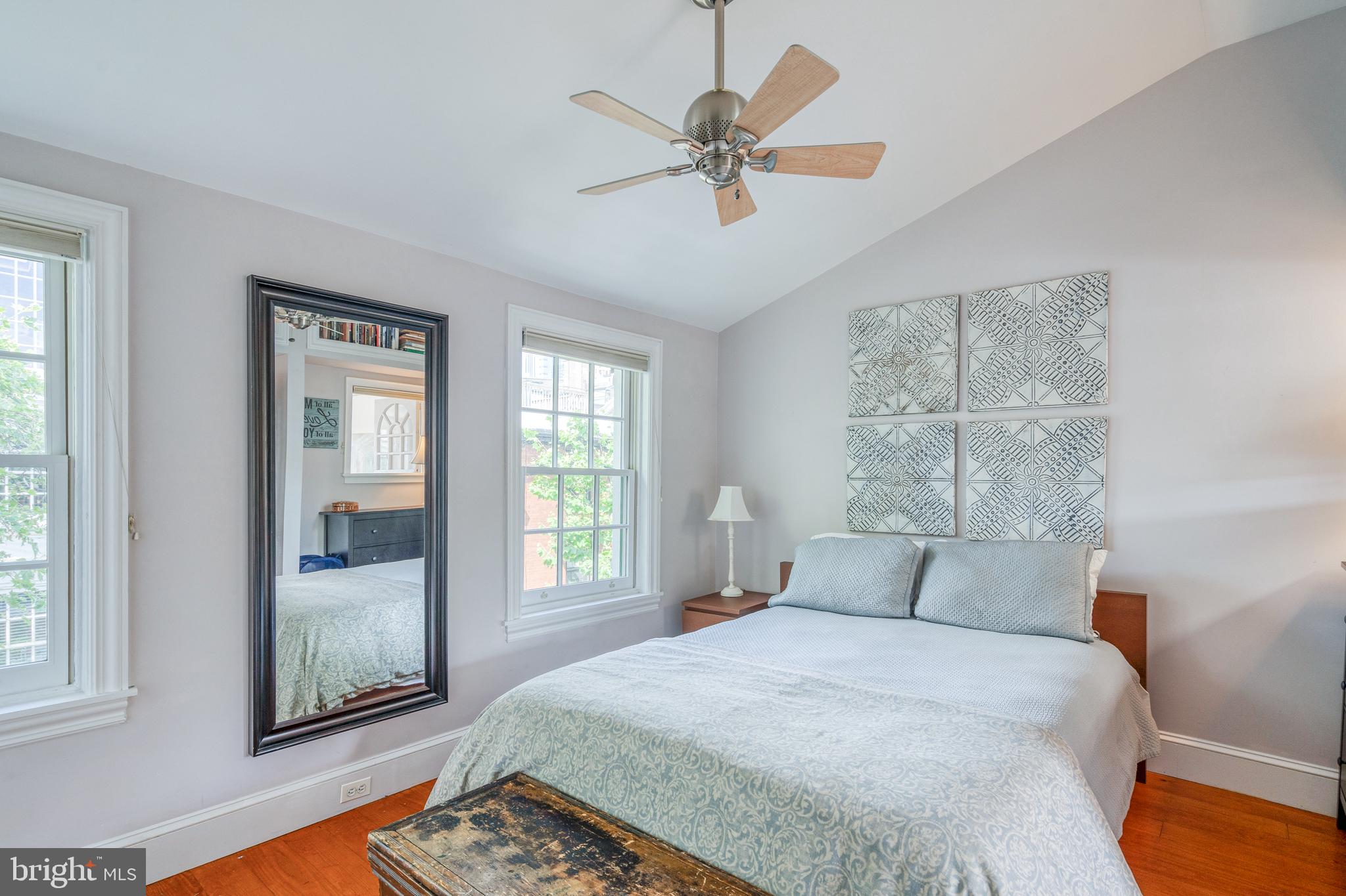 2216 Rittenhouse Square Philadelphia, PA 19103 - Photo 35 of 40