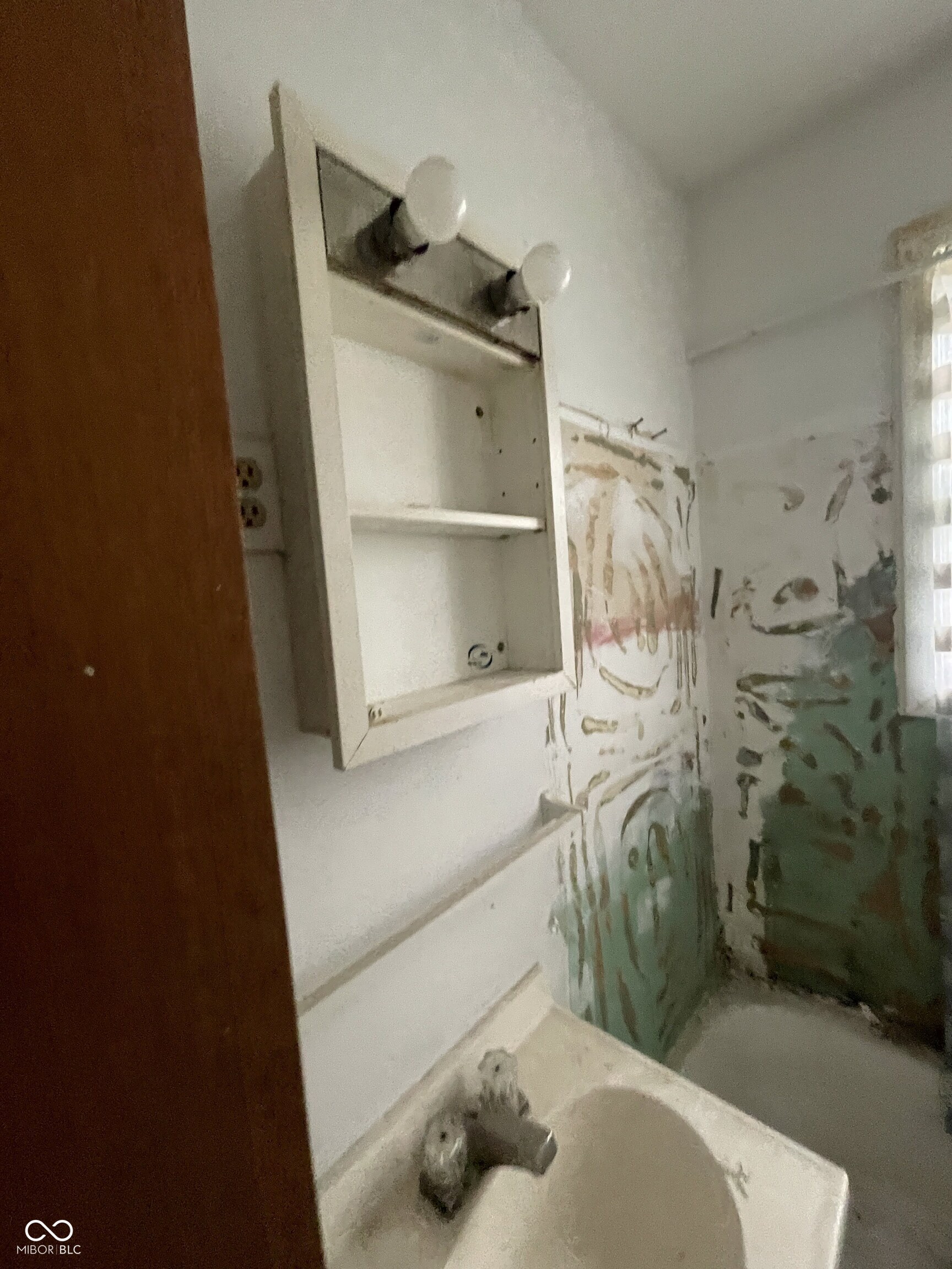 305 North Walnut Street Alexandria, IN 46001 - Photo 11 of 13