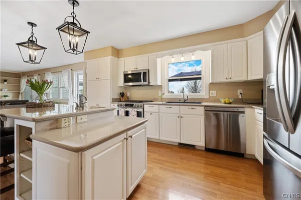 $489,900 | 621 Deerfield Drive, Oneida, NY 13421