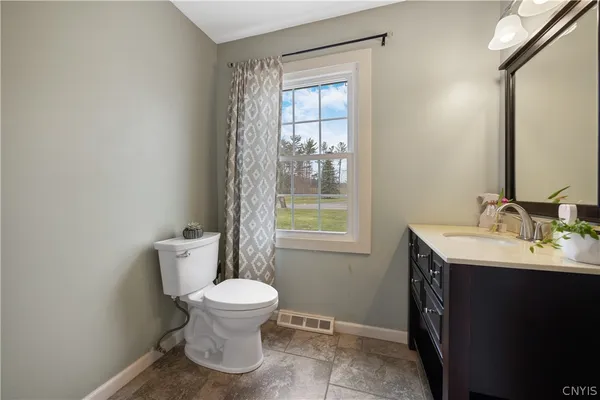 $489,900 | 621 Deerfield Drive, Oneida, NY 13421
