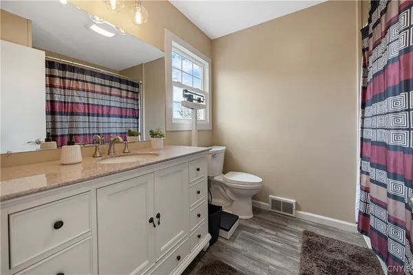 $489,900 | 621 Deerfield Drive, Oneida, NY 13421