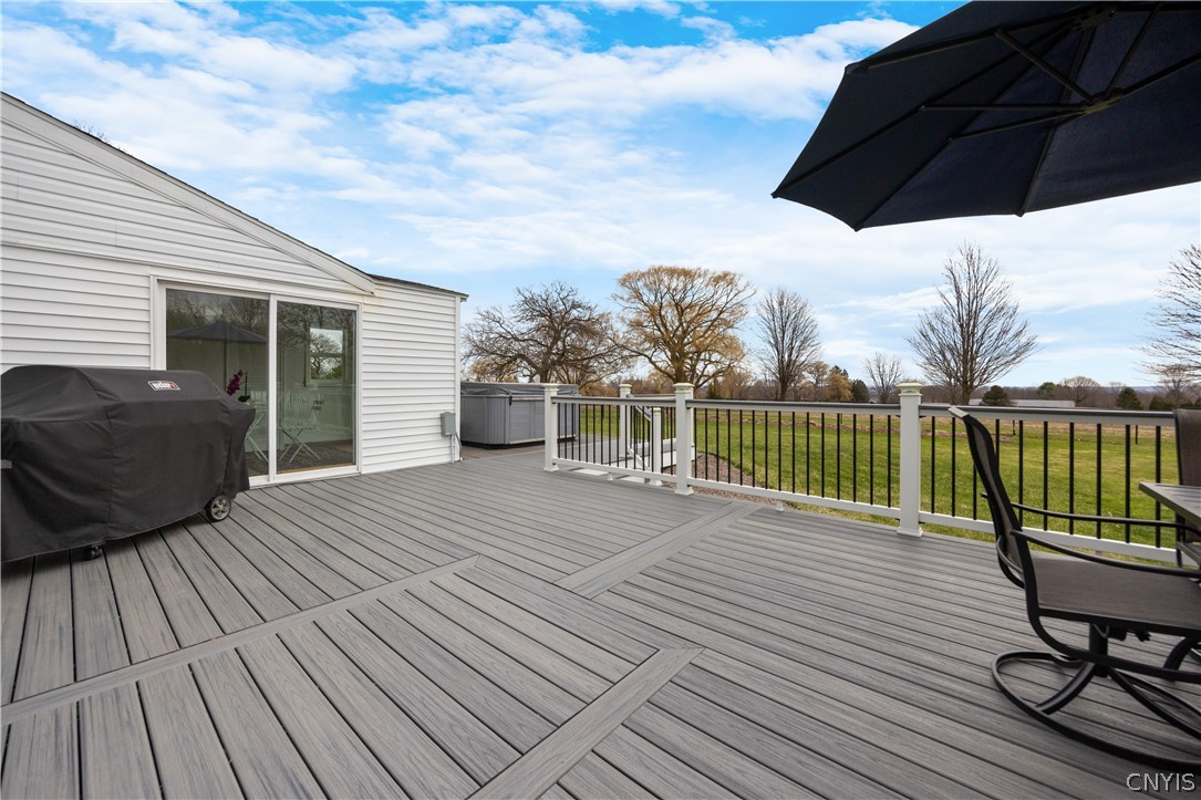 621 Deerfield Drive Oneida, NY 13421 - Photo 39 of 48