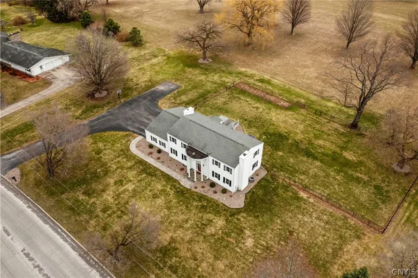 $489,900 | 621 Deerfield Drive, Oneida, NY 13421