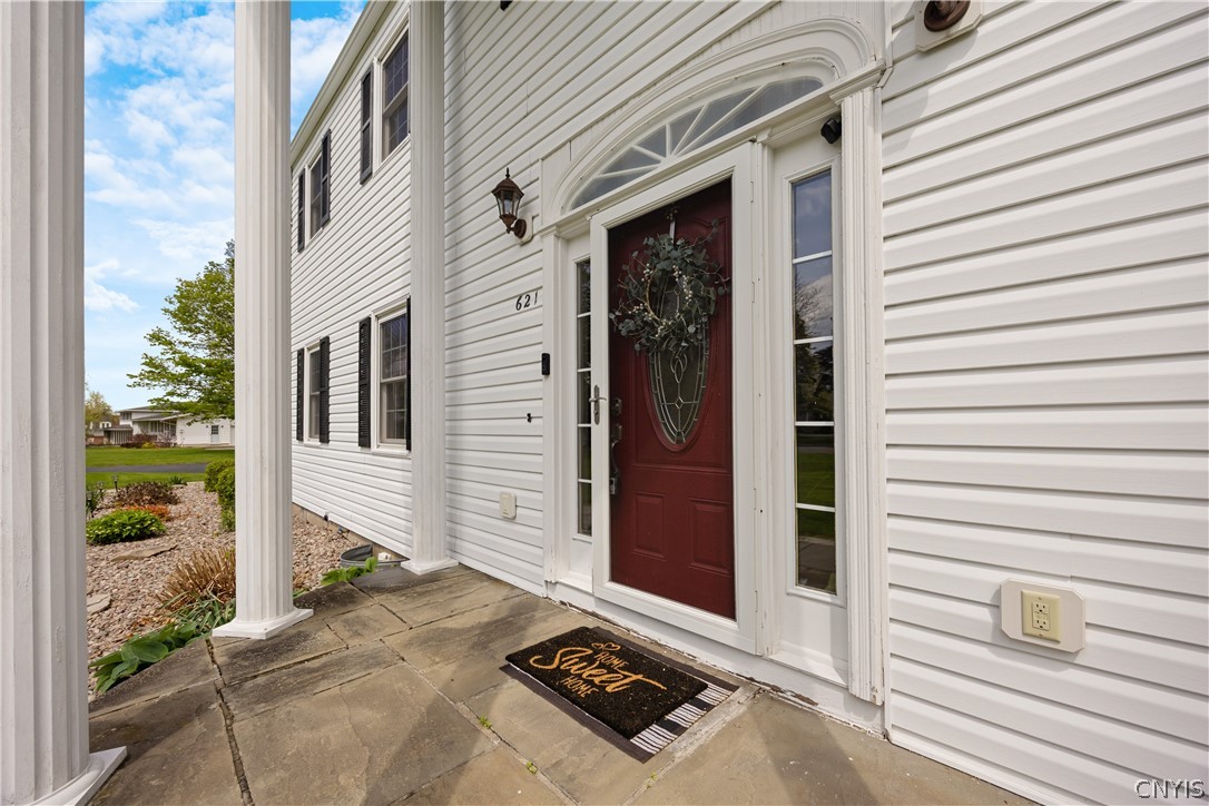 621 Deerfield Drive Oneida, NY 13421 - Photo 6 of 46