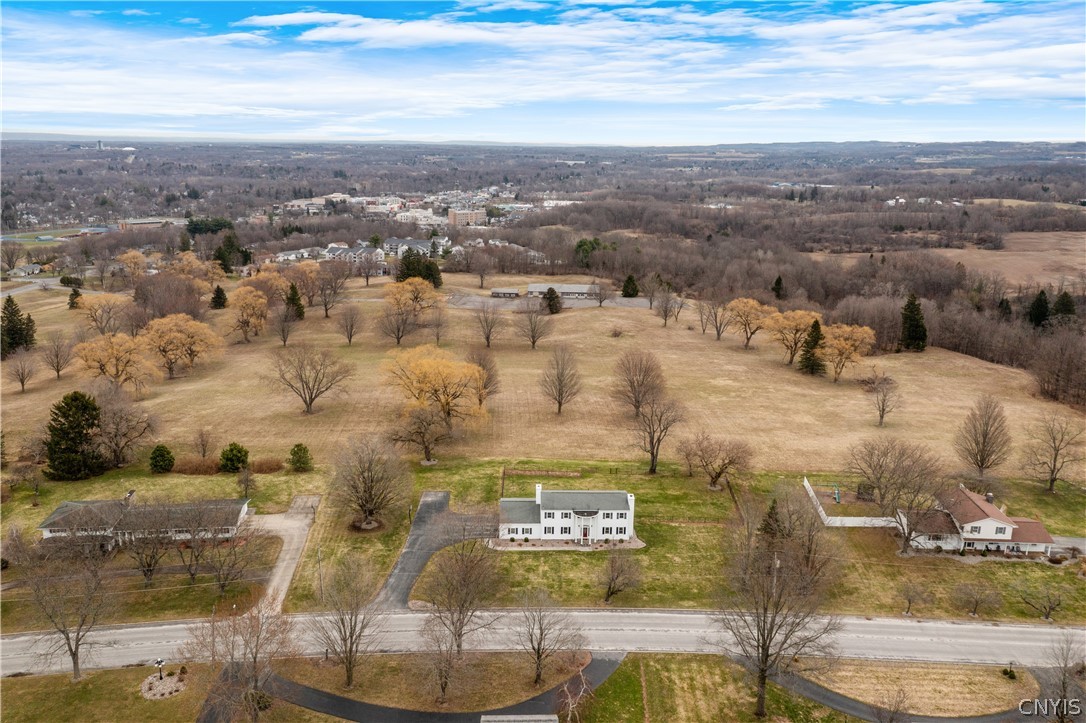 621 Deerfield Drive Oneida, NY 13421 - Photo 7 of 48