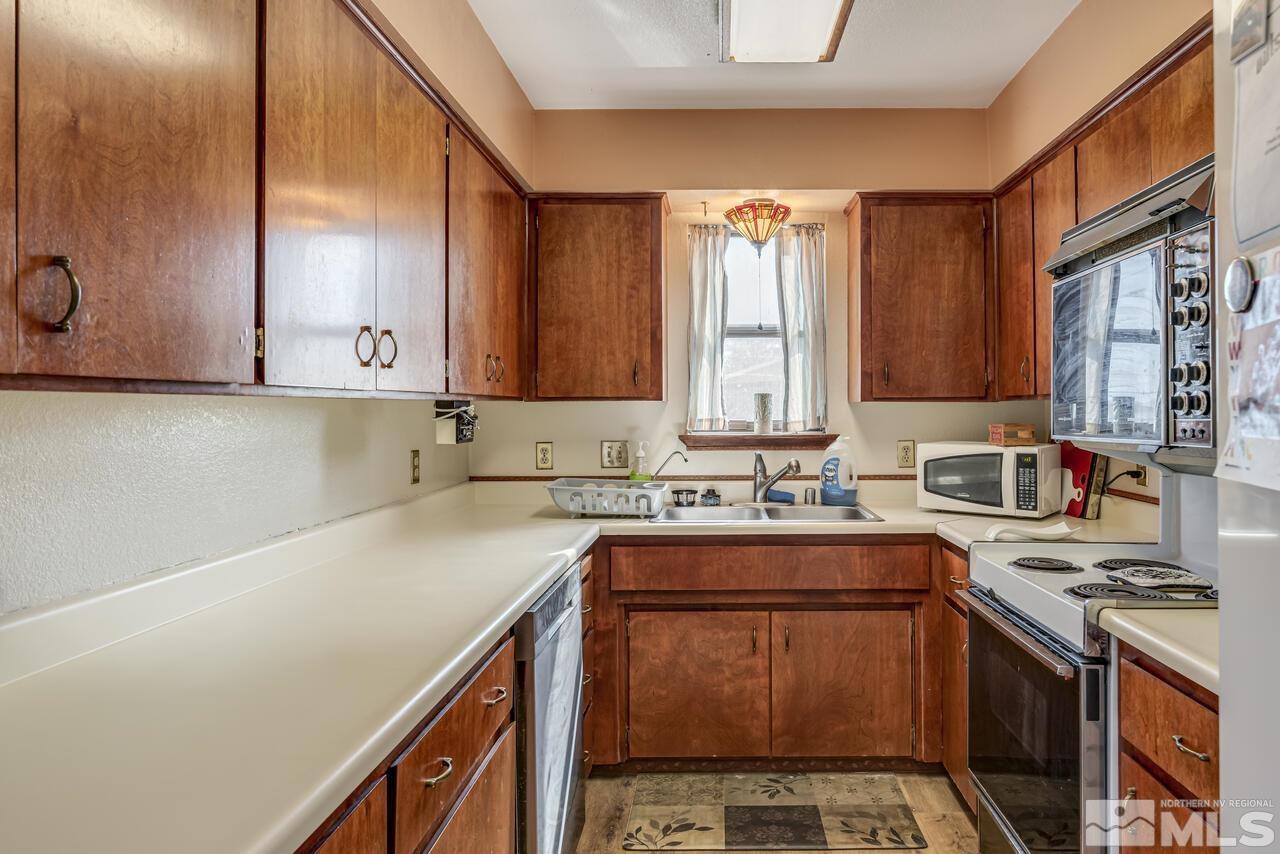 11835 Tupelo Street Reno, NV 89506 - Photo 11 of 39 Photo 11