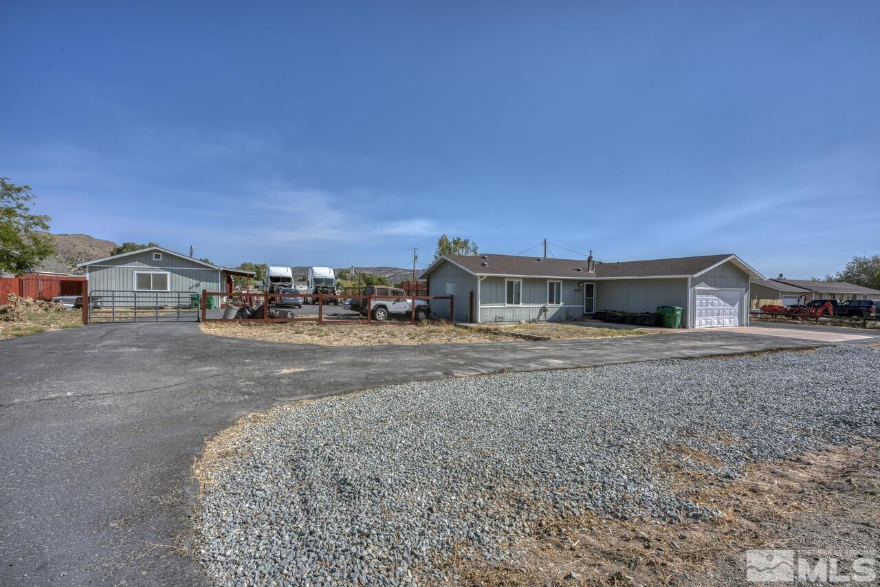 11835 Tupelo Street Reno, NV 89506 - Photo 4 of 39 Photo 4