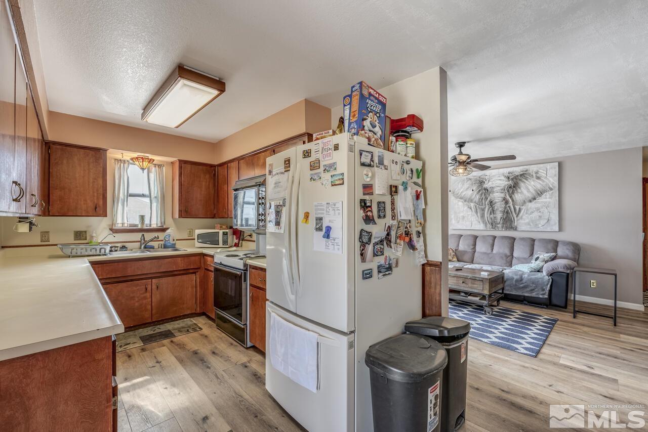11835 Tupelo Street Reno, NV 89506 - Photo 10 of 39 Photo 10