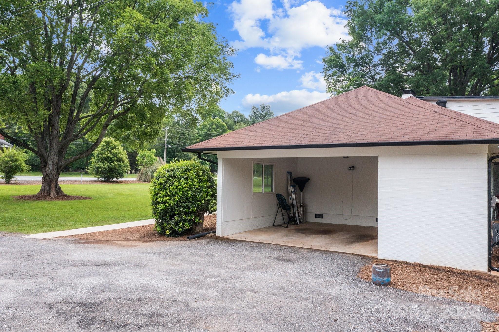 7101 Pleasant Grove Road Charlotte, NC 28216 - Photo 18 of 48 Gallery Image 18