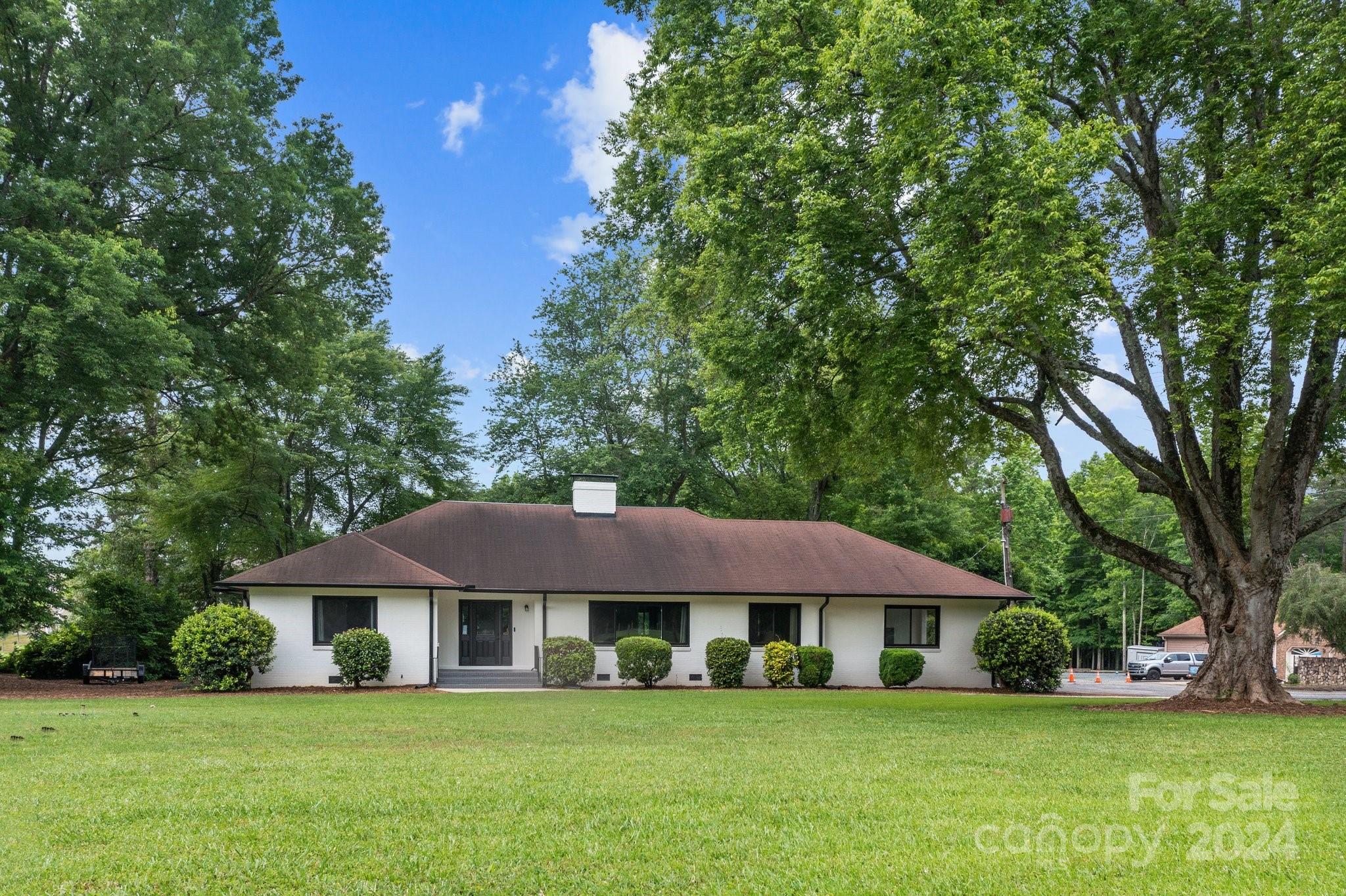7101 Pleasant Grove Road Charlotte, NC 28216 - Photo 10 of 48 Gallery Image 10