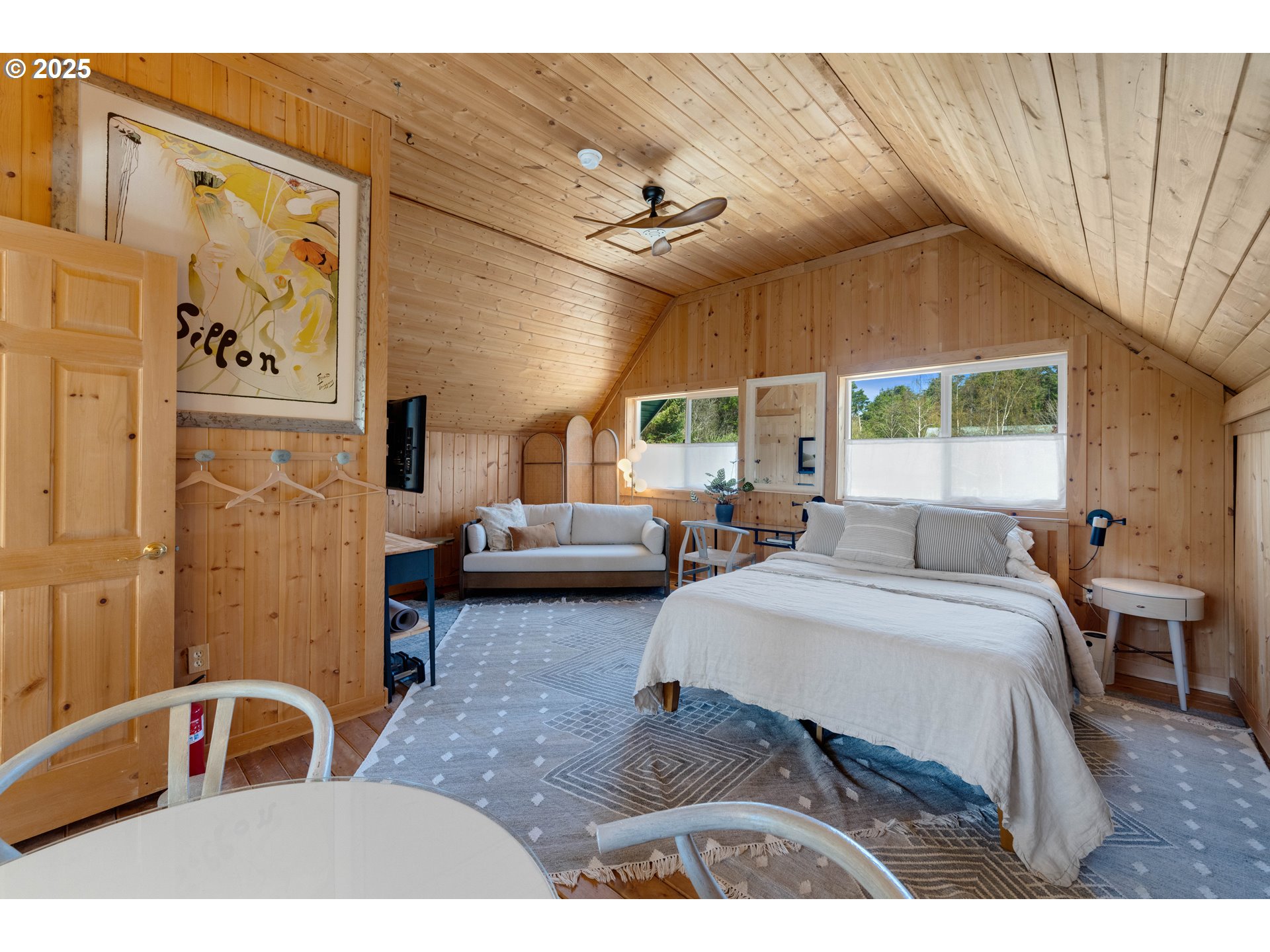 53461 Safe Road Bandon, OR 97411 - Photo 19 of 41 Bedroom