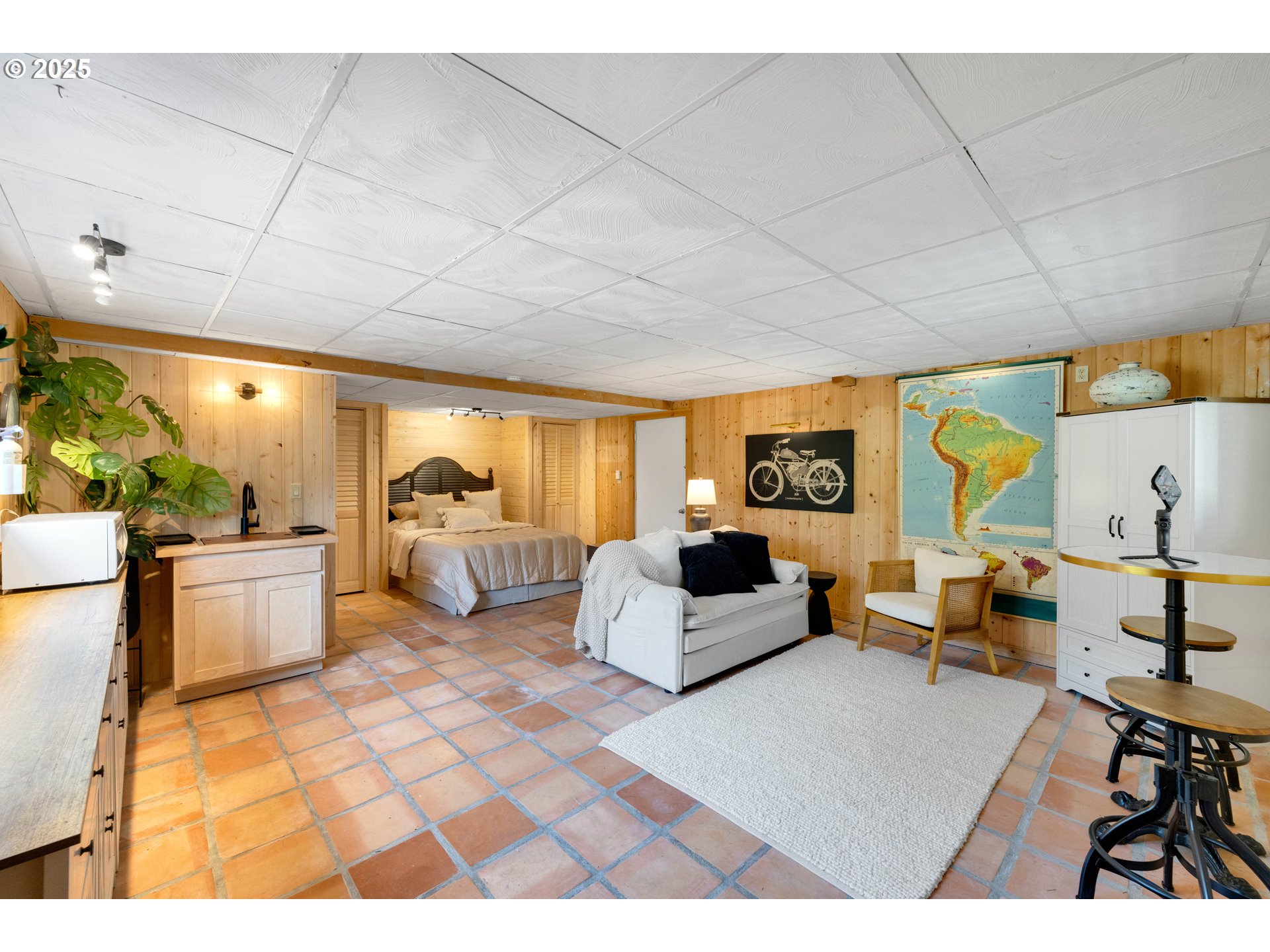 53461 Safe Road Bandon, OR 97411 - Photo 24 of 41 Bedroom