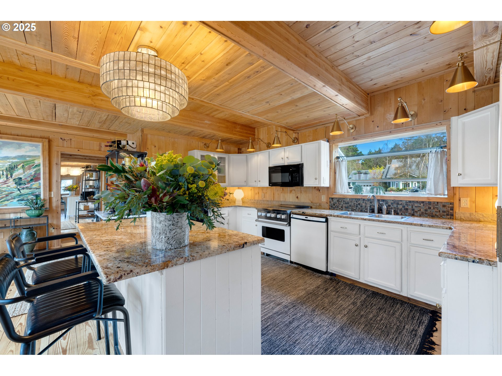 53461 Safe Road Bandon, OR 97411 - Photo 7 of 41