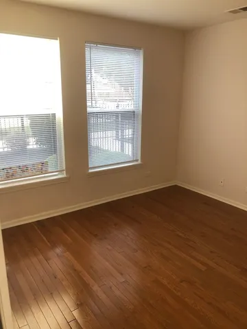 $3,500 | 3710 South Sangamon Street, Chicago, IL 60609