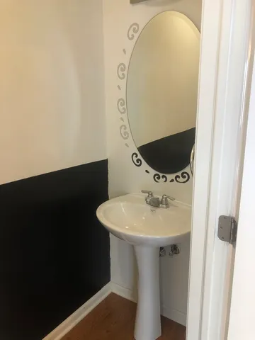 $3,500 | 3710 South Sangamon Street, Chicago, IL 60609