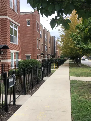 $3,500 | 3710 South Sangamon Street, Chicago, IL 60609