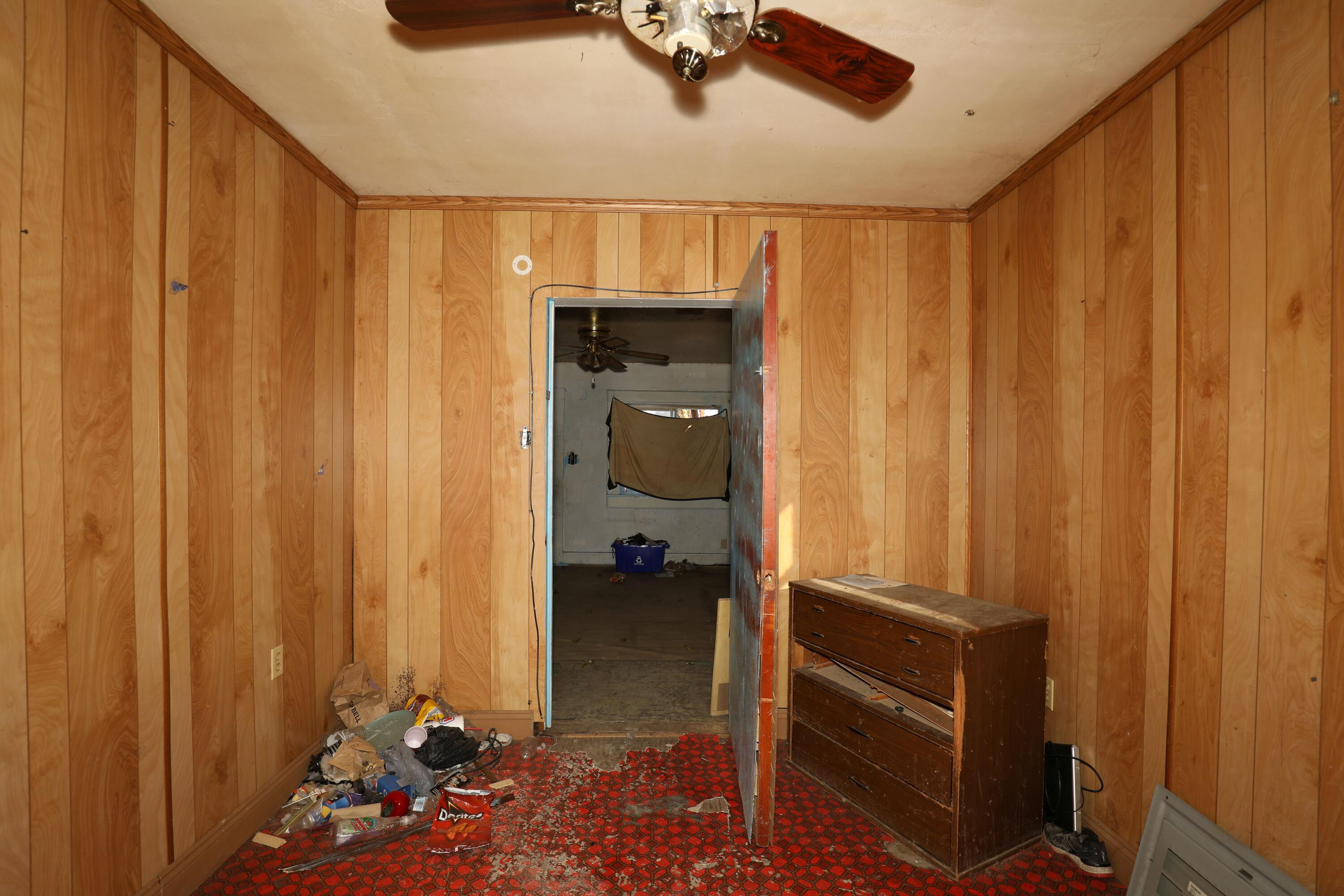 1615 West 1st Street Marion, IN 46952 - Photo 13 of 42 a view of walk in closet