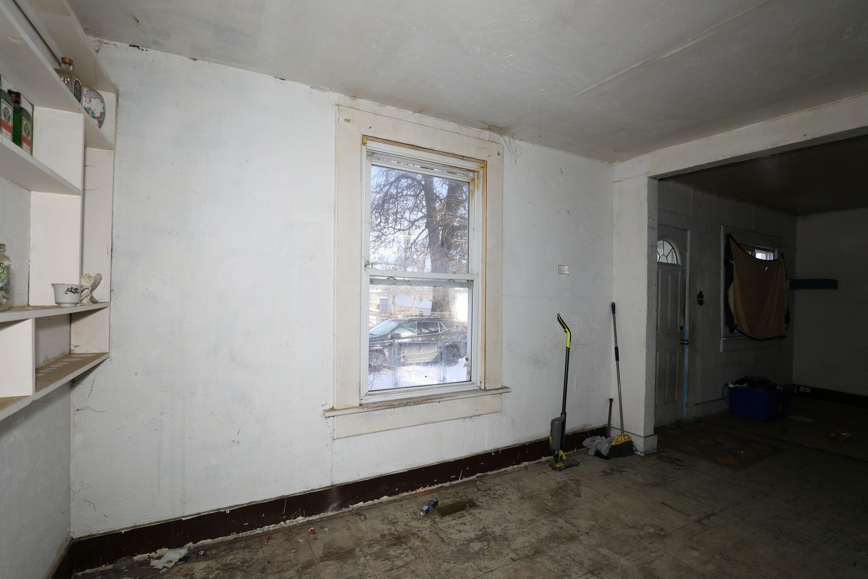 1615 West 1st Street Marion, IN 46952 - Photo 37 of 42