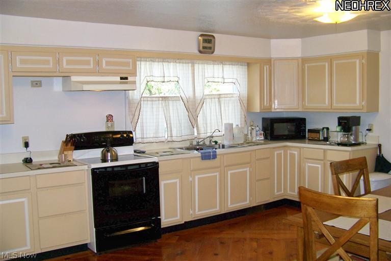 2419 Copley Road Akron, OH 44321 - Photo 7 of 25