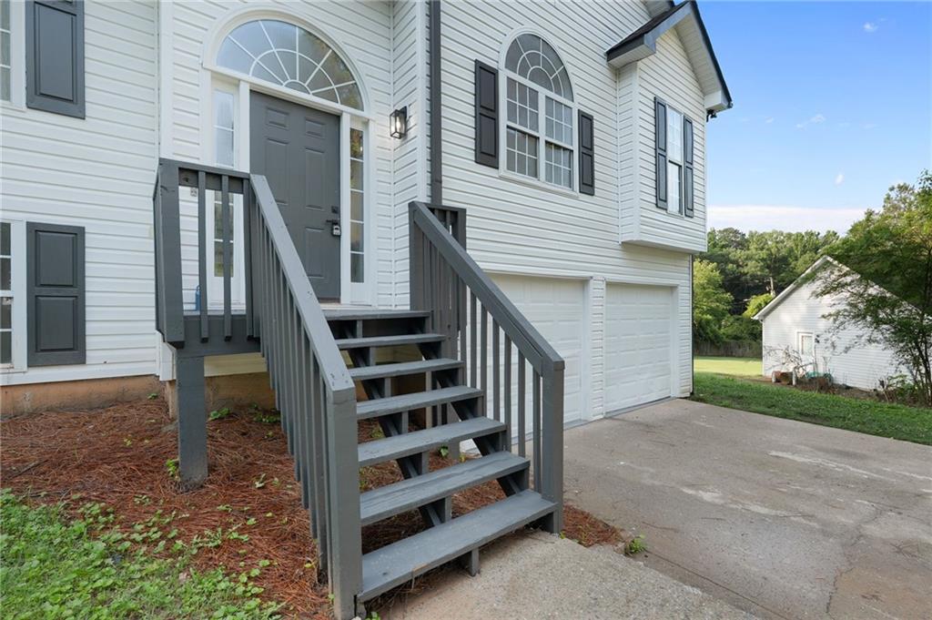 304 Windy Trace Canton, GA 30114 - Photo 4 of 49