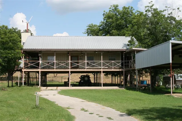 $220,000 | 430 Rio Road, Millsap, TX 76066