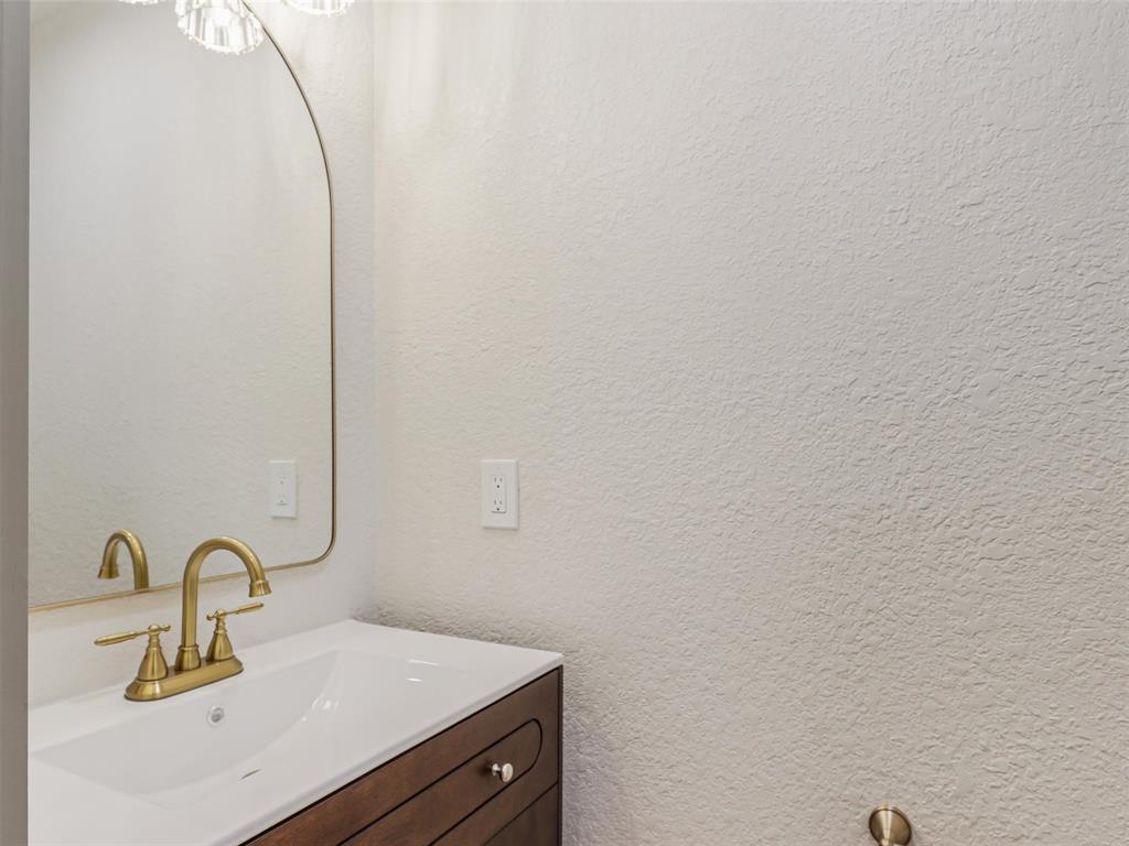 9800 North County Road Frisco, TX 75033 - Photo 32 of 39