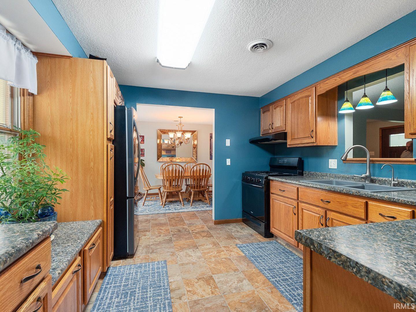 6234 Goshen Road Fort Wayne, IN 46818 - Photo 11 of 36
