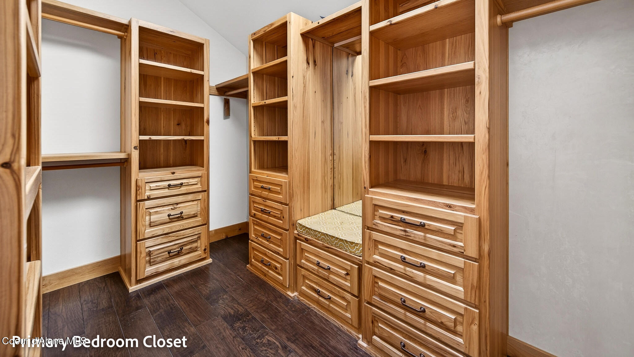 956 Carr Creek Road Sandpoint, ID 83864 - Photo 15 of 30 11B Primary Walk-in Closet