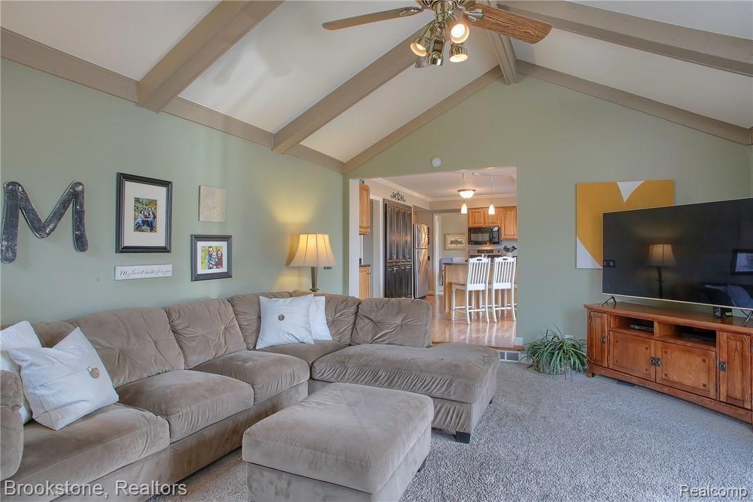 854 Ravine Terrace Drive Rochester, MI 48307 - Photo 11 of 29 Family_Room_3rd_View - Copy.jpg