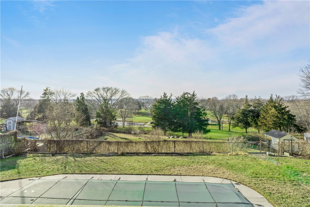 171 Carlton Avenue Warwick, RI 02889 - Photo 39 of 45