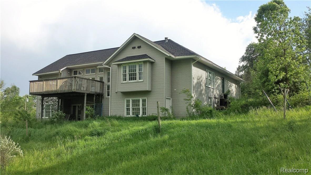 10709 Tuthill Road South Lyon, MI 48178 - Photo 8 of 48 Tuthill08.jpg