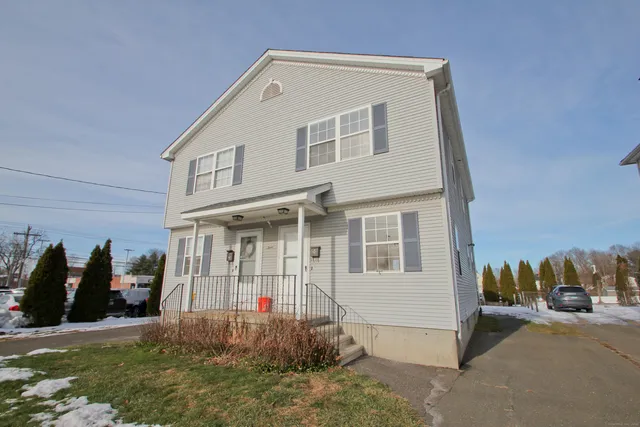 $1,250 | 3 Park Avenue, Unit B, Enfield, CT 06082