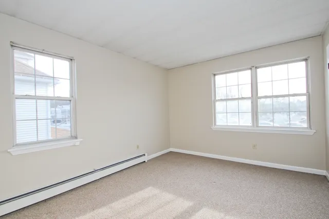 $1,250 | 3 Park Avenue, Unit B, Enfield, CT 06082