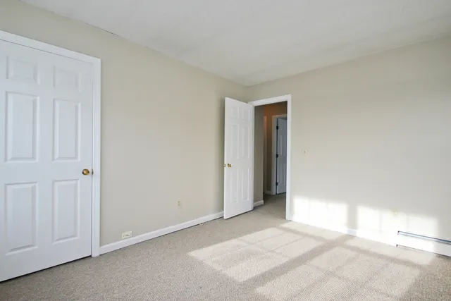 $1,250 | 3 Park Avenue, Unit B, Enfield, CT 06082